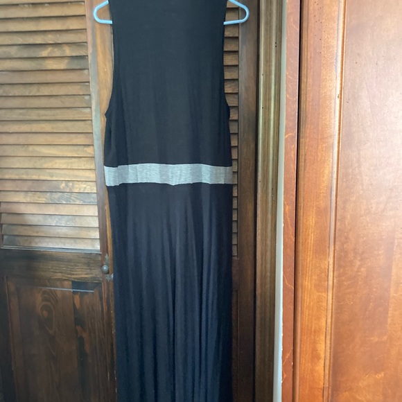 Rhonda Shear button front maxi dress - Picture 6 of 6